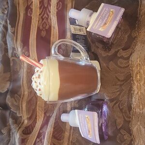 Yankee Candle White and Cream Coffee & Tea Accessories Plug And  Two Scents